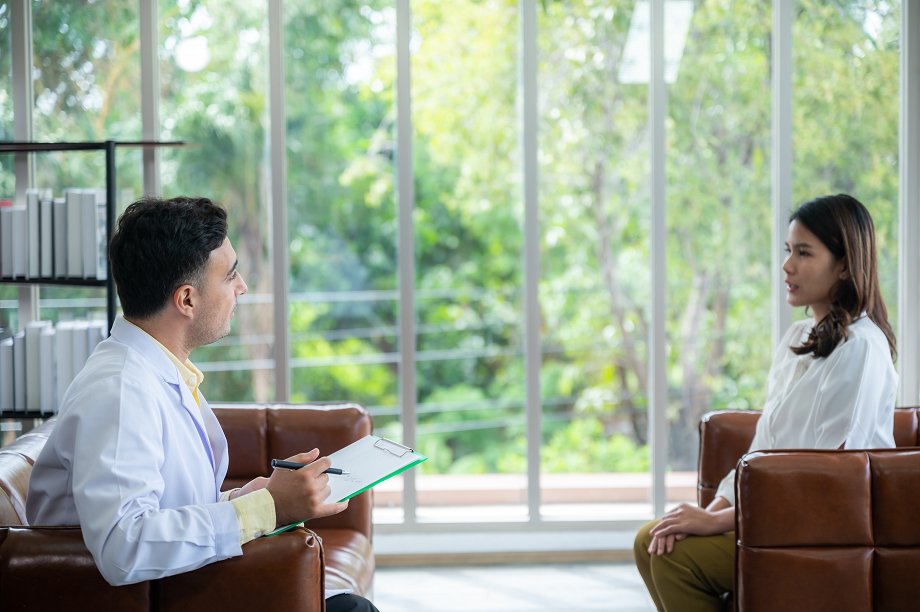 7 Signs You May Need a Trauma Therapist (And How to Get Help in Singapore)